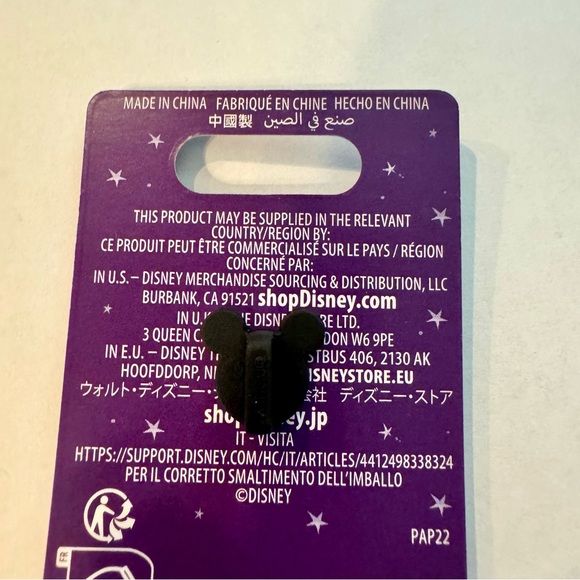 NWT. Disney Parks Pin by Joey Chou.
Designed by artist Joey Chou - Picture 7 of 10